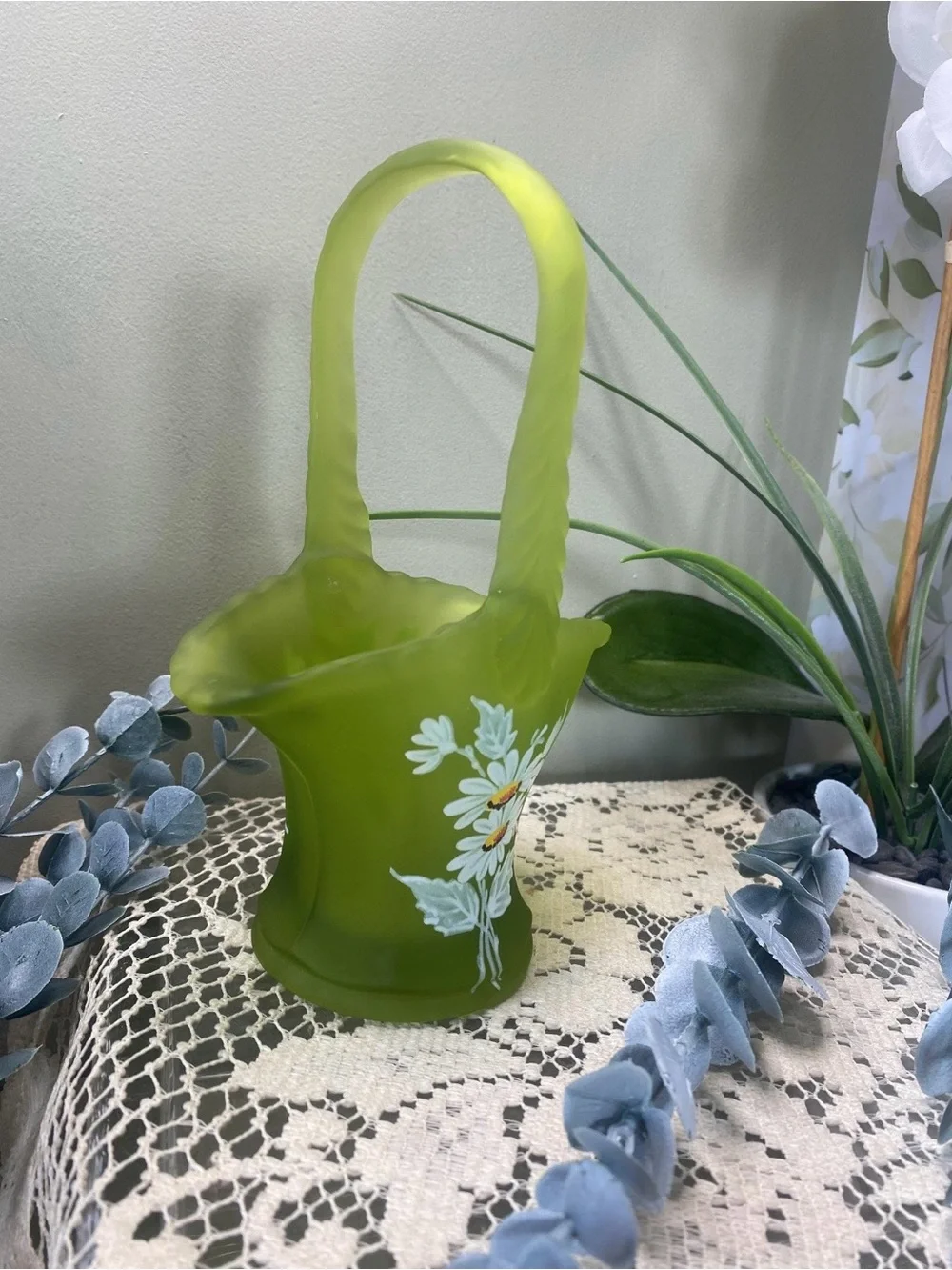 🌼 Vintage Westmoreland Green Satin Glass Basket 🌼